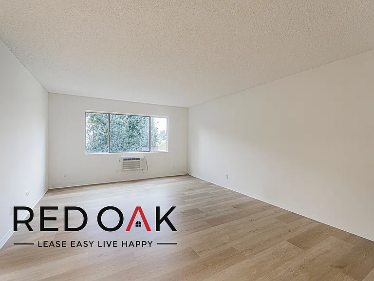 Kabir Apts (Montrose) — Photo 18