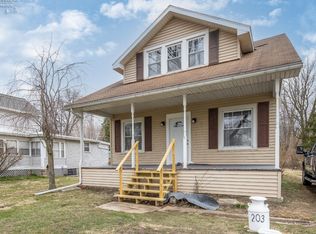 203 Cottage St, Fremont, OH 43420