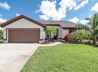 3690 Bali Ln, Estero, FL 33928