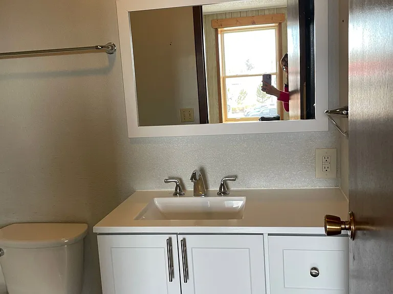 400 E Pike Ave #1 & 2 — Photo 6