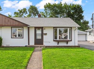 8875 S Corcoran Rd, Hometown, IL 60456