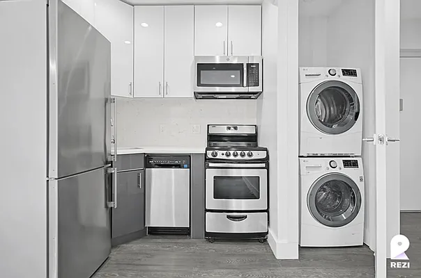 Rented by REZI | media 1