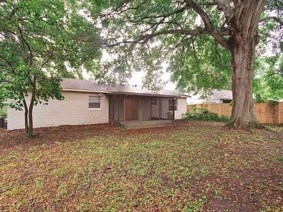 2nd image of 3937 Beachman Dr