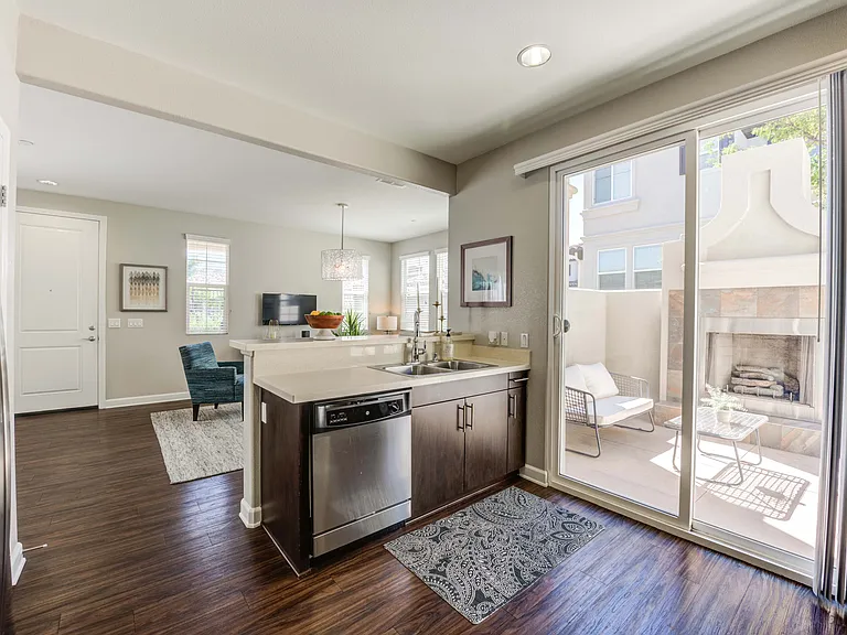 Townhomes at Lost Canyon — Photo 13