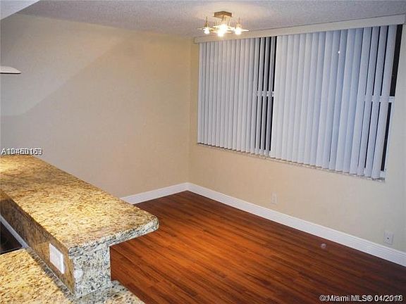 3rd image of 9431 Live Oak Pl APT 409