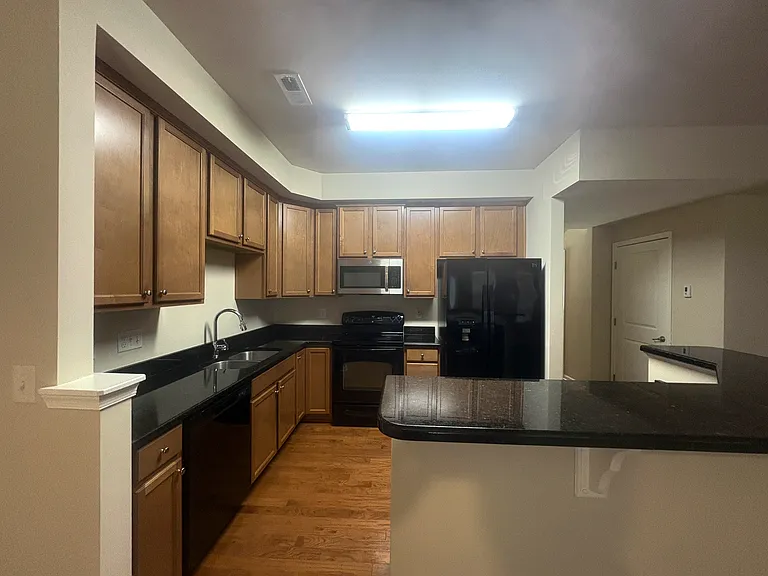 111 Grande Sky Ct — Photo 7