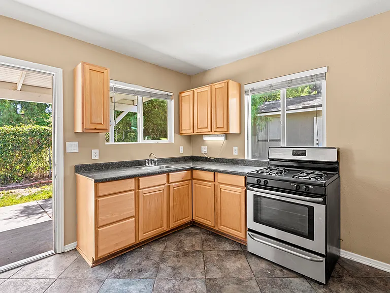 1430 Sinaloa Rd #B — Photo 1