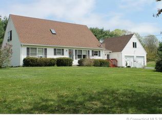 447 Parum Rd, Colchester, CT 06415