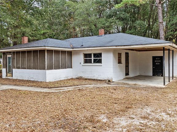 3rd image of 510 Sisters Ferry Road