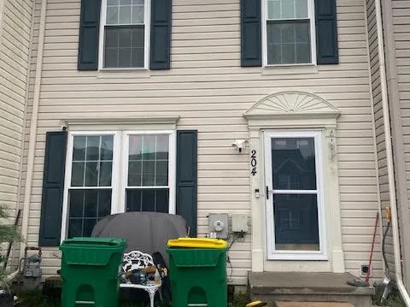 204 N Bridlewood Dr, Newark, DE 19702