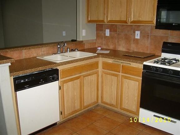 5th image of 7384 Autumn Chase Dr