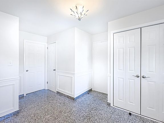 3rd image of 29 Edna Drive