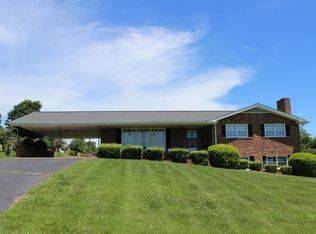 121 Stuffle St, Kingsport, TN 37660