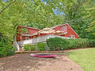 32 Landing Ln, Clayton, GA 30525