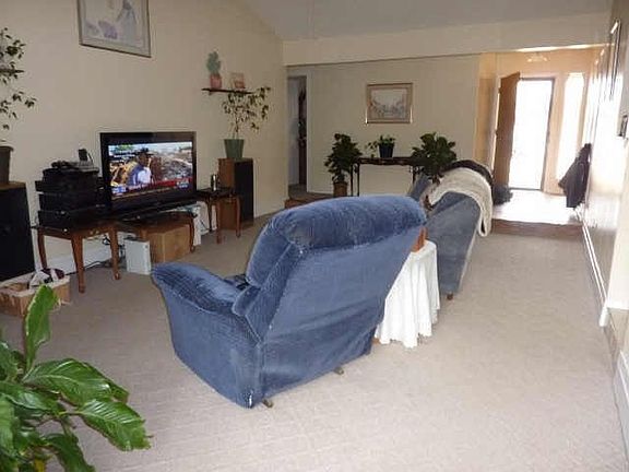 4th image of 2317 Rexie Cir