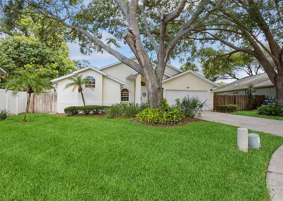 1st image of 809 Kriswell Ct