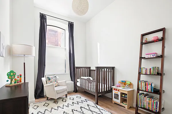 Sold by Compass | media 10