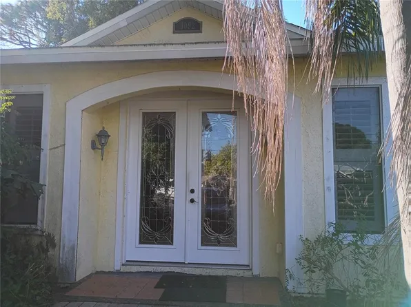 1092 N Florida Ave, Tarpon Springs, FL 34689