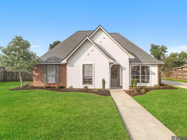 34297 Hawks Cv, Denham Springs, LA 70706
