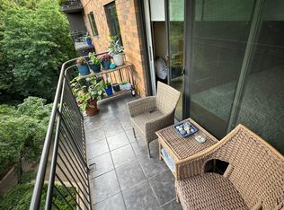 210 W Grant St APT 615, Minneapolis, MN 55403