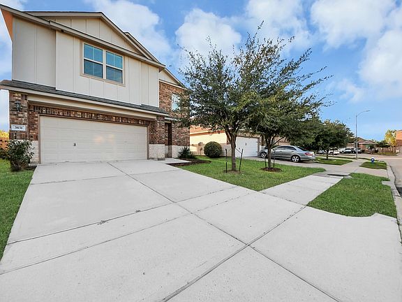2nd image of 3831 Briar Water Ct