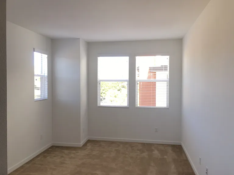 730 Brooklyn Dr — Photo 6