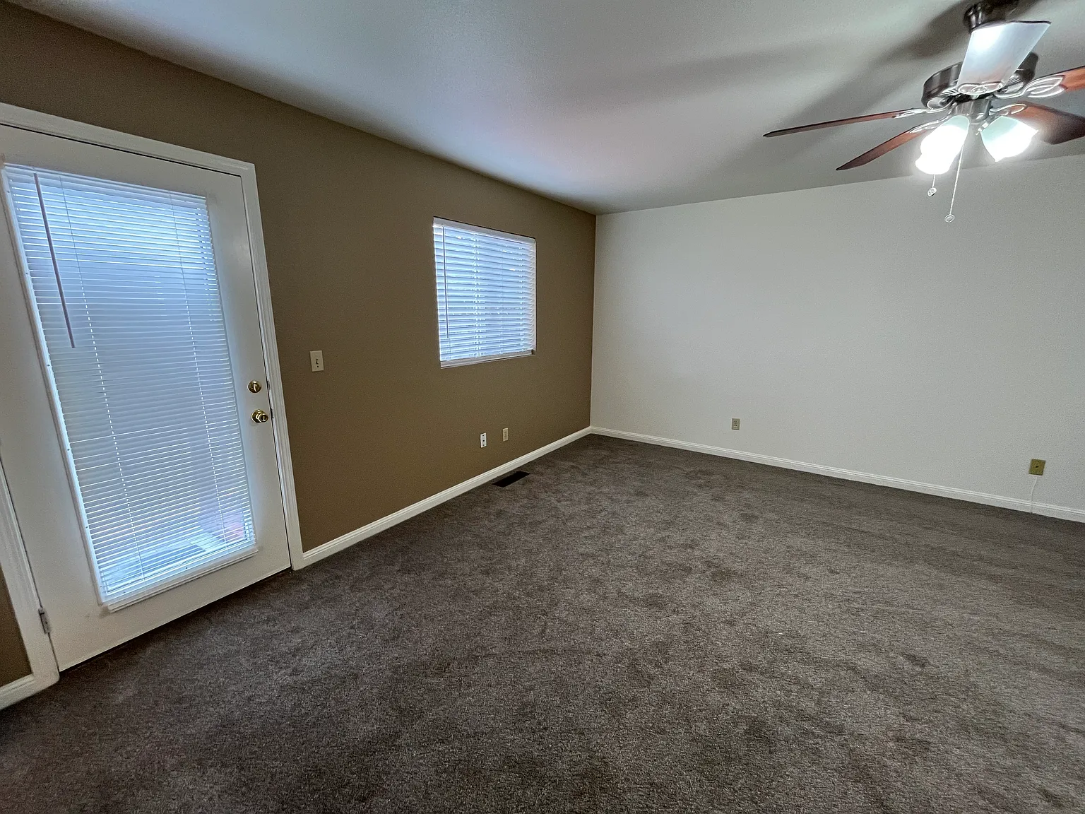 3 bed, 1303 sqft, $2,000 — Photo 4