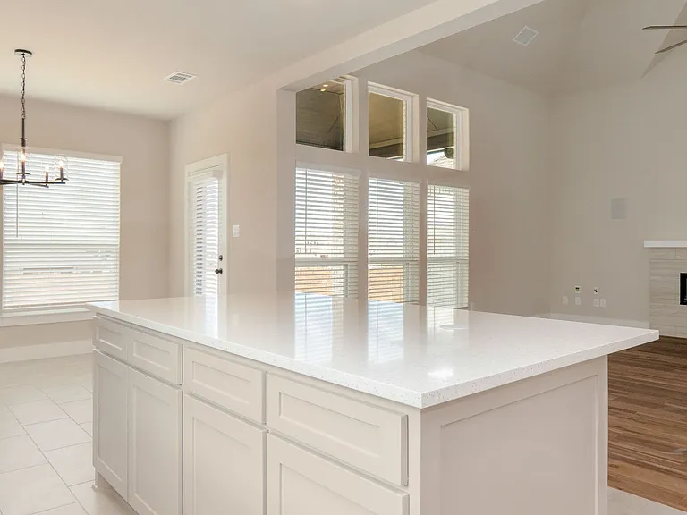 1817 Hidden Creek Dr — Photo 17