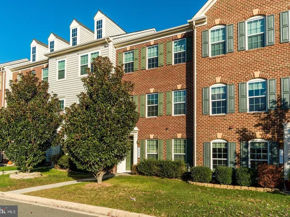 12609 Terranova Ln, Woodbridge, VA 22192