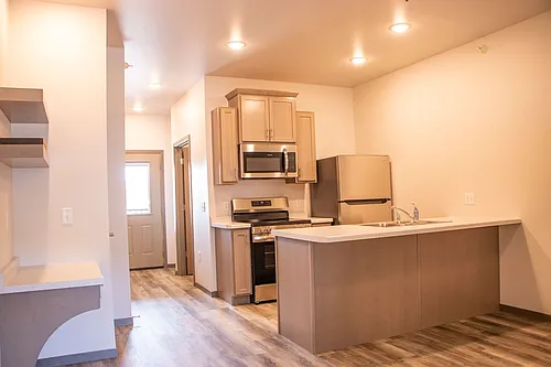 2448 Arthur St Photo 1