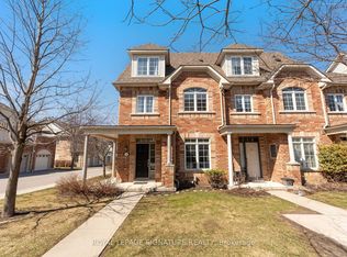 23 Yewtree Way, Whitby, ON