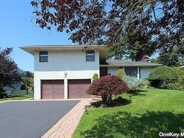 23 Maytime Drive, Jericho, NY 11753