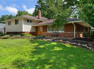 9793 Stoney Creek Ln, Parma Heights, OH 44130