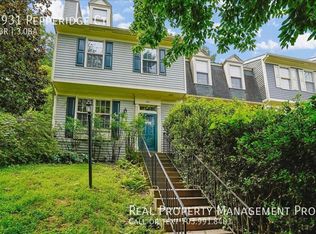 3931 Pepperidge Ct, Woodbridge, VA 22192