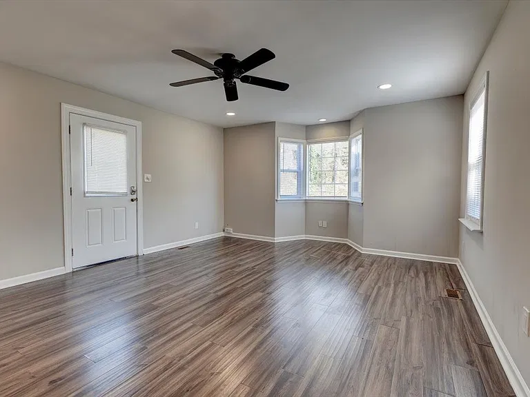 1242 Fordham Rd — Photo 29