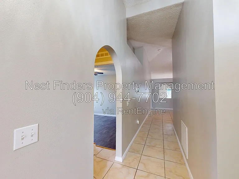 3212 Shadow Creek Rd — Photo 3