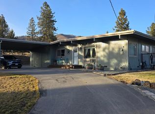 1240 Cedar St, Yreka, CA 96097