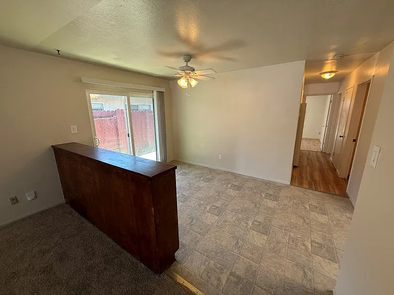 511 Fir St — Photo 9