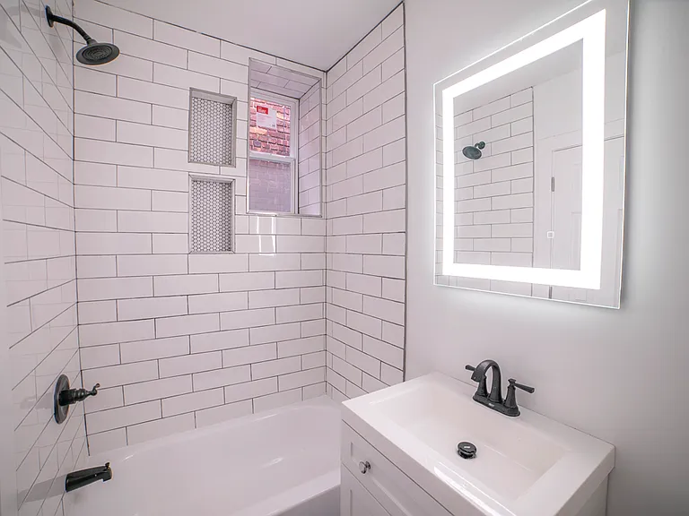 206 48th St #2B — Photo 14