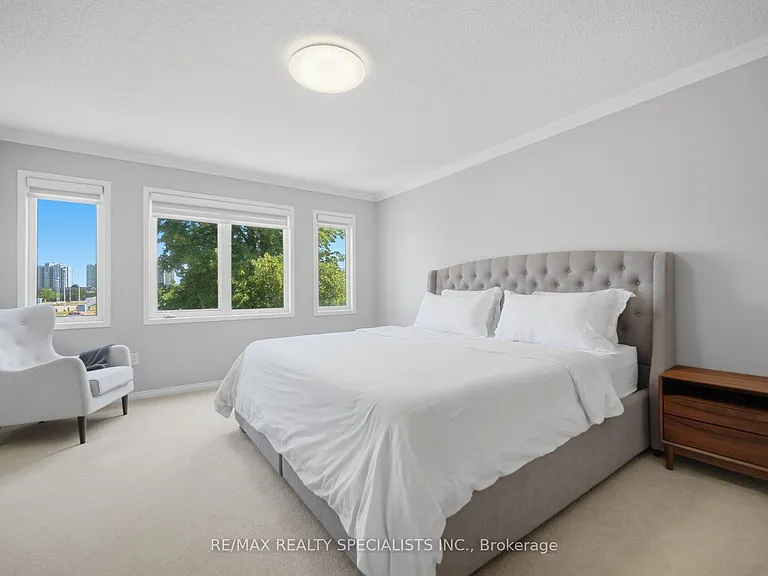 5230 Glen Erin Dr #119 — Photo 26