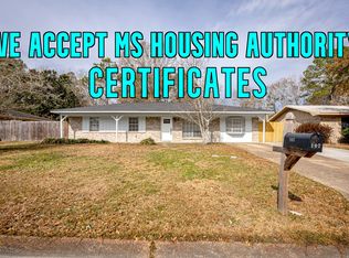 107 Carlsbad Pl, Ocean Springs, MS 39564