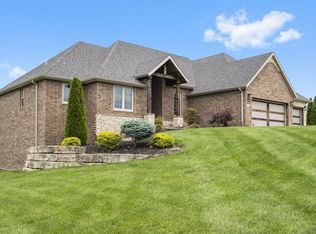 1075 W Cat Tail Ct, Nixa, MO 65714
