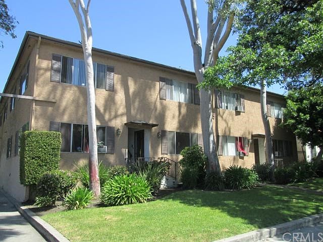 1st image of 485 Riverdale Dr APT 5