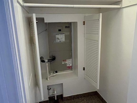 Furnace/storage room