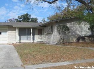 315 E Rampart Dr, San Antonio, TX 78216