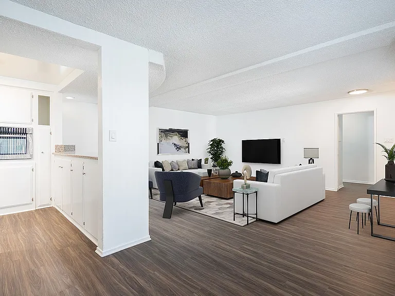 5762 Ravenspur Dr. — Photo 3