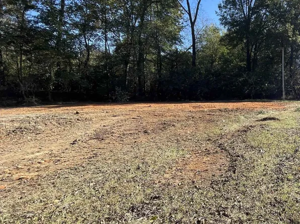 24 Speece Cv, Jackson, TN 38301