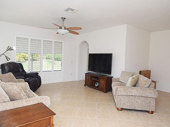 4th image of 9624 SW Flowermound Cir