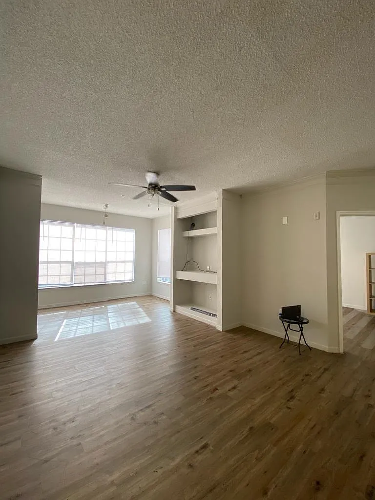 1 bed, 721 sqft, $1,550 — Photo 2