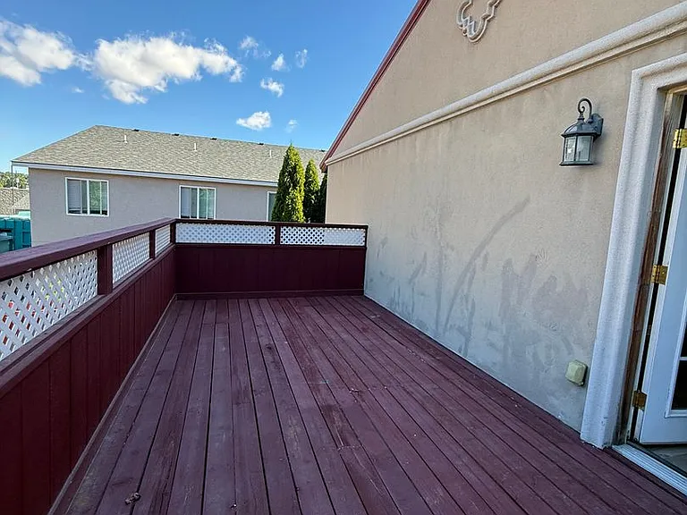 526 S 40th Ave #D — Photo 19